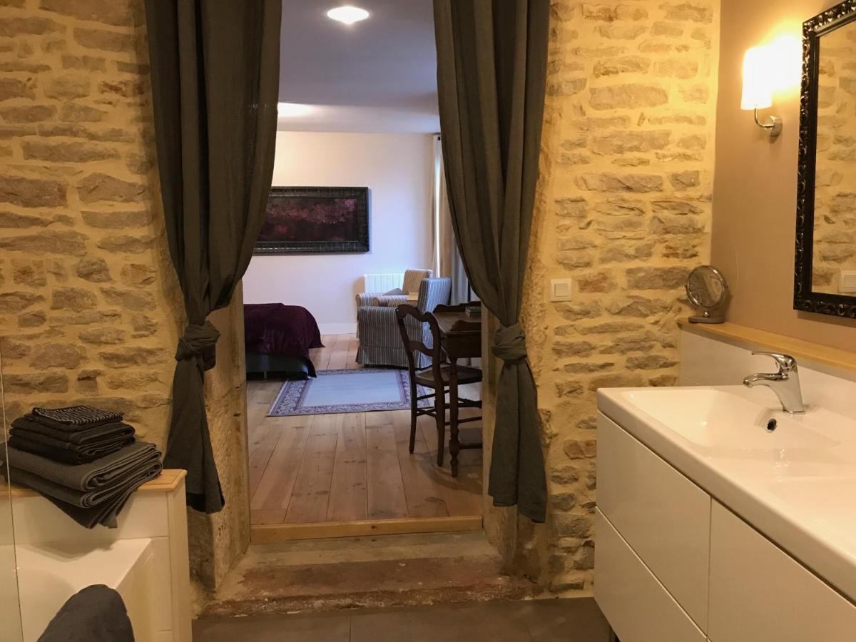 Готель Le Relais De Scisse Saint-Gengoux-de-Scisse Екстер'єр фото